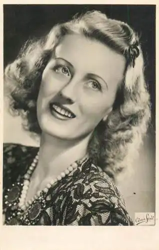 Hungarian actress Simor Erzsi