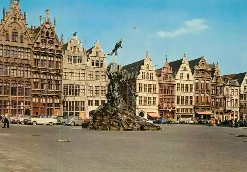Belgium Antwerpen Guildenhuizen en Brabo fontein