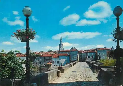 France Confolens pont vieux