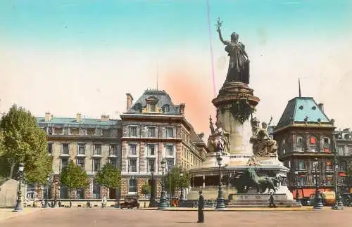 France Paris Place de la Republique