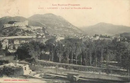 France Lourdes le fort et vallee