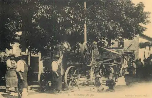 France reedition de carte postale ancienne le battage du Ble