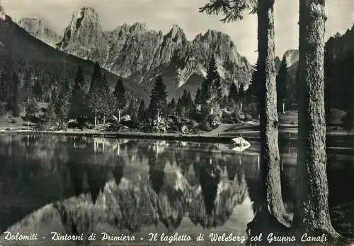 Italy Dolomiti Il laghetto di Welsberg col Gruppo Canali