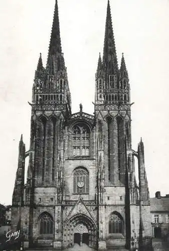 France Quimper cathedrale St. Corentin