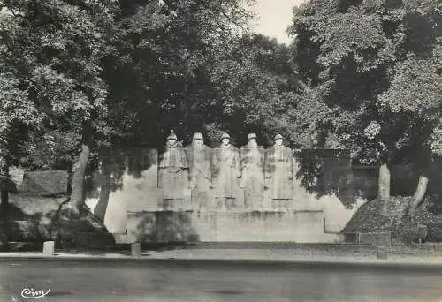 France Verdun monument aux mort