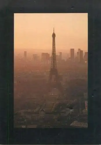 France Paris Tour Eiffel & Place du Champ de Mars