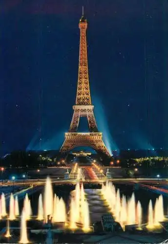 France Paris Tour Eiffel & Jardins du Palais Chaillot vue de nuit