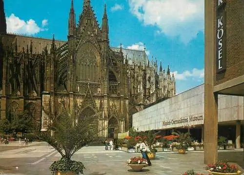 Germany Koln am Rhein Domplatz und Romisch Germanisches museum