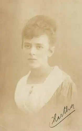 Romania social history souvenir photo postcard 1920 young girl white dress