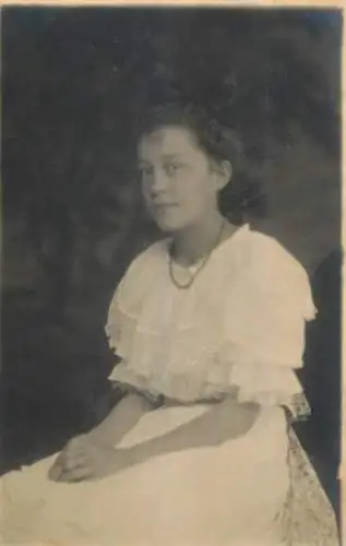 Romania social history souvenir photo postcard 1917 young girl white dress