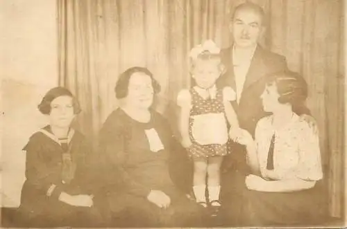 Photograph 1936 elegant family
