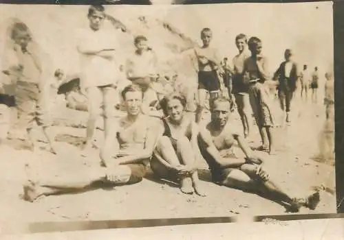 Photograph family at the beach