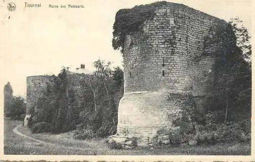Belgium Tournai ruine des remparts