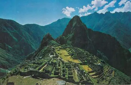 Peru Machupicchu Hiram Bingham road & ruins overview