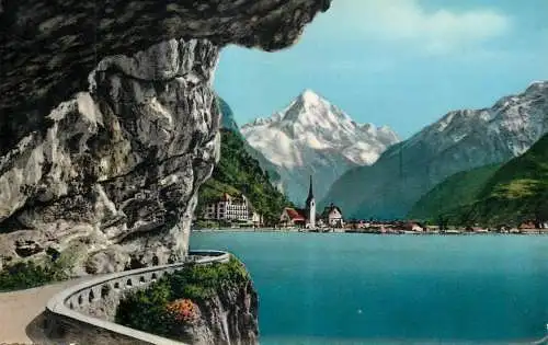 Switzerland Axenstrasse am Vierwaldstattersee mit Fluelen und Bristenstock