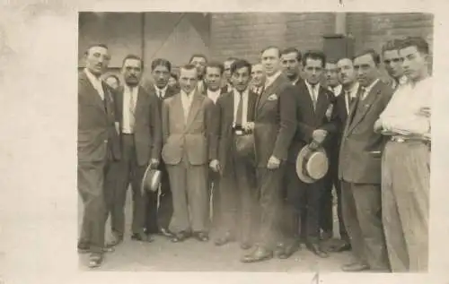 Real photo social history souvenir 1930 friends reunion