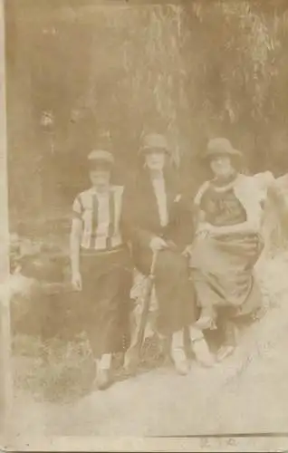 Real photo social history souvenir 1924 friends in nature