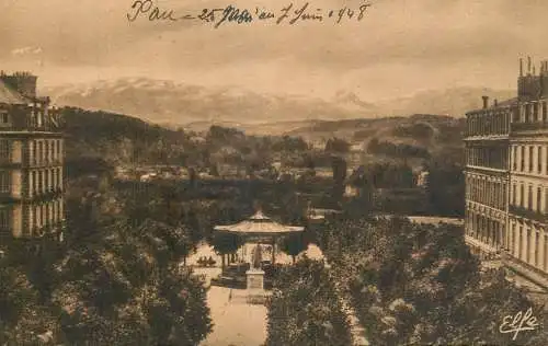 France Pau Place Royale et la Chaine 1948 photo