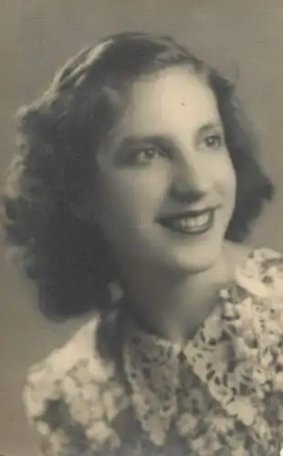 Real photo elegant lady smile coiffure