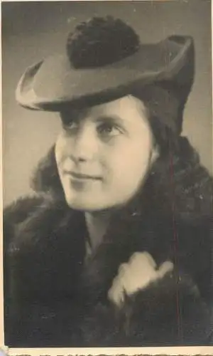 Real photo elegant lady hat beauty fur coat