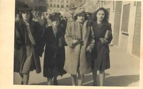 Real photo elegant young ladies 1963