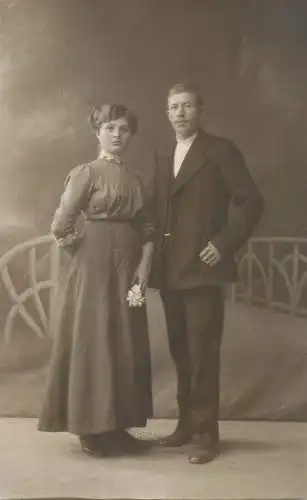 Social history anonymous persons portrait souvenir photo elegant couple
