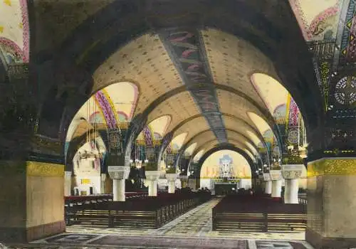 France Lisieux la crypte