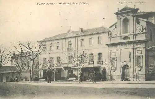 France Forcalquier Hotel de Village et College