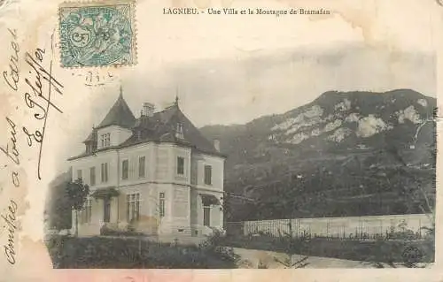 France Lagnieu - une villa et la Montagne de Bramafan