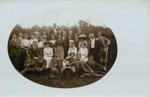 Social history anonymous persons portrait souvenir group photo