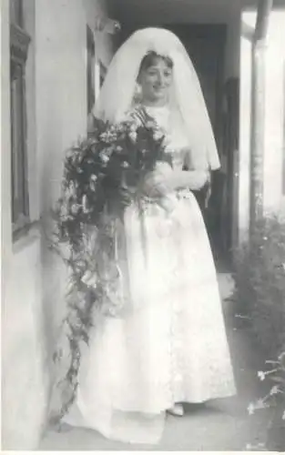 Social history anonymous persons portrait souvenir bride