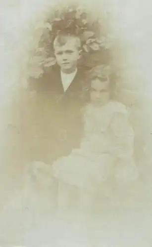 Social history anonymous persons portrait souvenir photo friends in yard