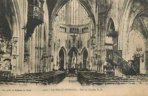 France La Ferte-Bernard Nef de l'eglise vue interieure