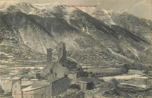 France Pyrenees Orientales La Cerdagne Ruines du Chateau du Petit Carol