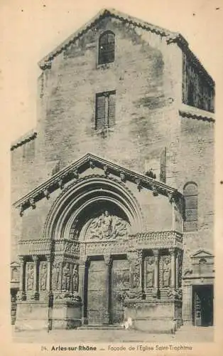 France Arles-sur-Rhone Eglise Saint Trophime