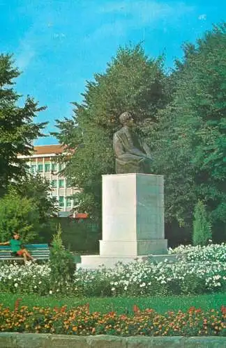 Romania muzeul Liviu Rebreanu statuie
