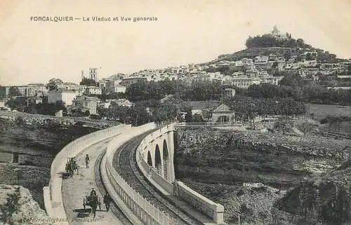 France Forcalquier Le Viaduc et vue generale