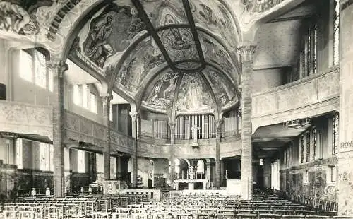 France Vichy Eglise St Blaise vue interieure