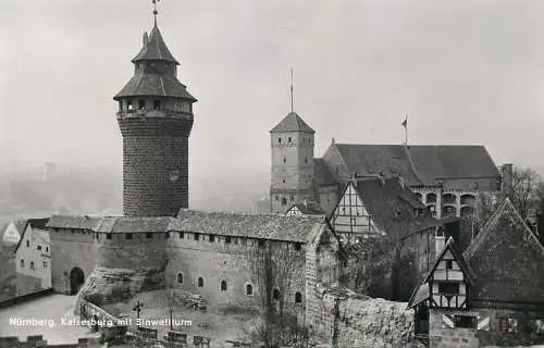 Germany Nurnberg Kaiserburg mit Sinwellturm