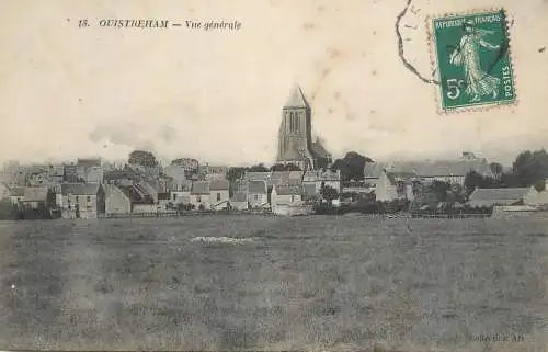 France cpa Ouistreham l'eglise et la place