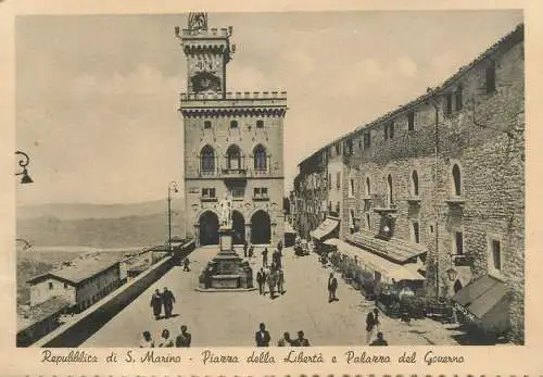 San Marino Piazza della Liberta e Palazzo del Governo