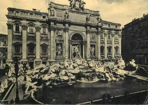 Italy Roma Fontana di Trevi