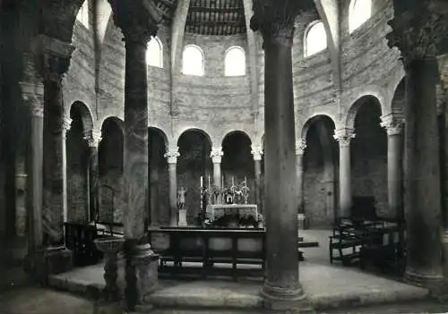 Italy Perugia Tempio di S. Angelo interno