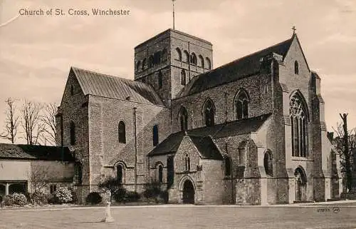 British buildings & architecture, churches & cathedrals postcard Winchester