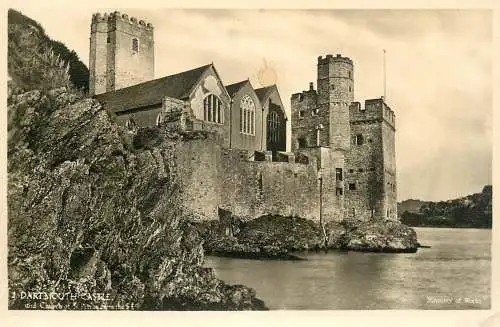 British buildings & architecture, churches & cathedrals photo postcard Dartmouth castle