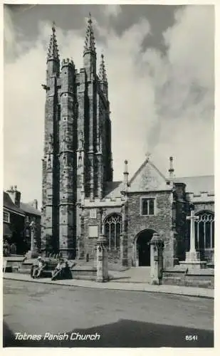 British buildings & architecture, churches & cathedrals photo postcard Totnes parish