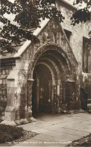 British buildings & architecture, churches & cathedrals photo postcard York St. Margaret