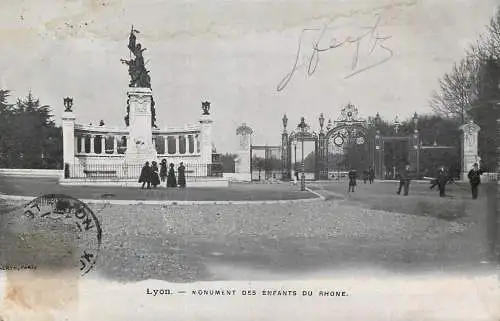 France Rhône Lyon monument des enfants du Rhone