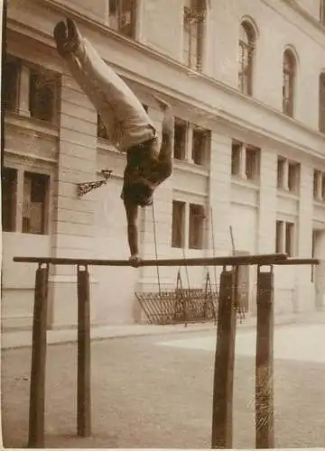 Sport instant photo