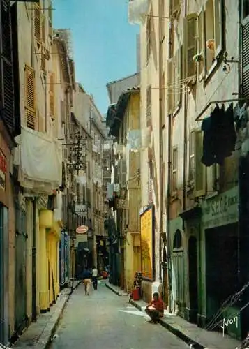 France Toulon (Var) une rue de la vieille ville